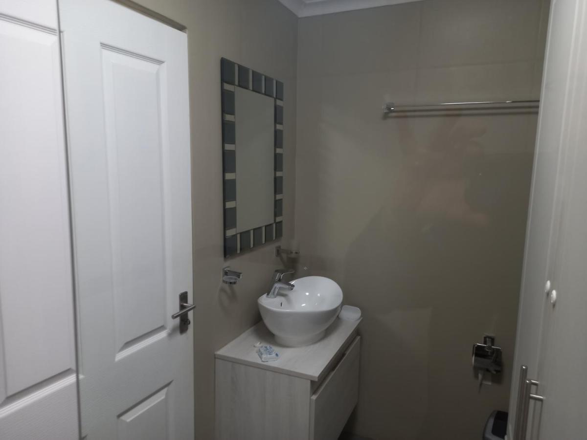 Apartamento Mussel Beach Holiday Lets Cidade Do Cabo